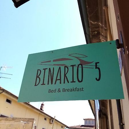 ルッカ Binario 5 Bed & Breakfast エクステリア 写真