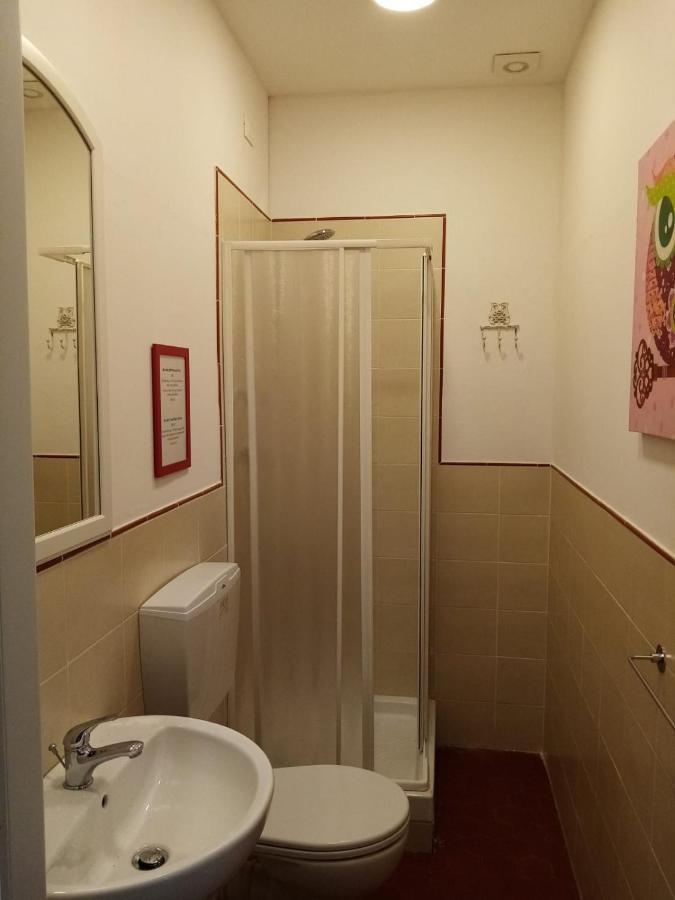 ルッカ Binario 5 Bed & Breakfast エクステリア 写真